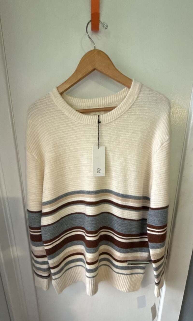 Thread & Supply Cream Striped Crewneck Pullover Sweater Size Large NWT